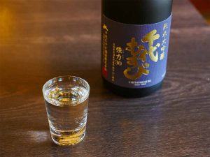 「千代むすび　純米大吟醸 強力30」1杯1000円、720ml 5500円