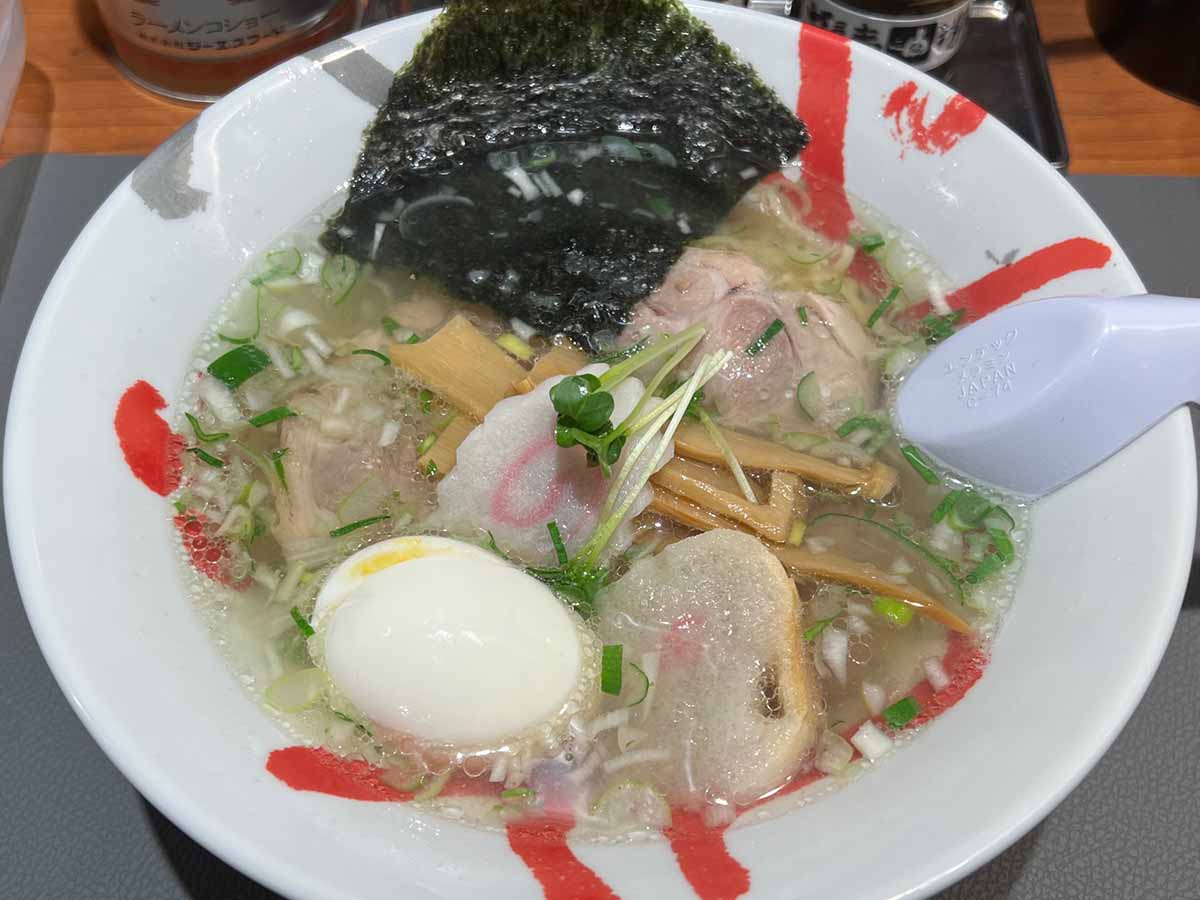 清らかなスープに感激必至！ 函館ラーメンの名店『函館麺厨房あじさい』が東京ラーメンストリートに登場。早速食べてきた！