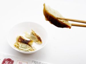 「浜松餃子食べくらべセット」1450円（税込）。パクパク何個でも食べられる餃子！