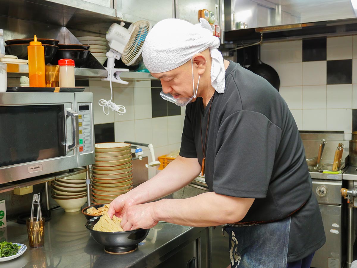 「夏と冬に『旨辛つけ麺』を出しているほか、月一のイベント『ZAN～山～』で限定麺を出しています。限定150食なのでぜひ食べにきてくださいね」（店主の森さん）