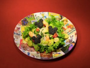 「彩り野菜とシュリンプのカラフルサラダ」1100円（税込）