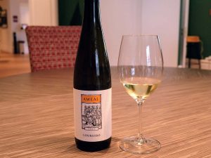 ロウレイロというブドウ品種で造られた「ヴィーニョ・ヴェルデ」