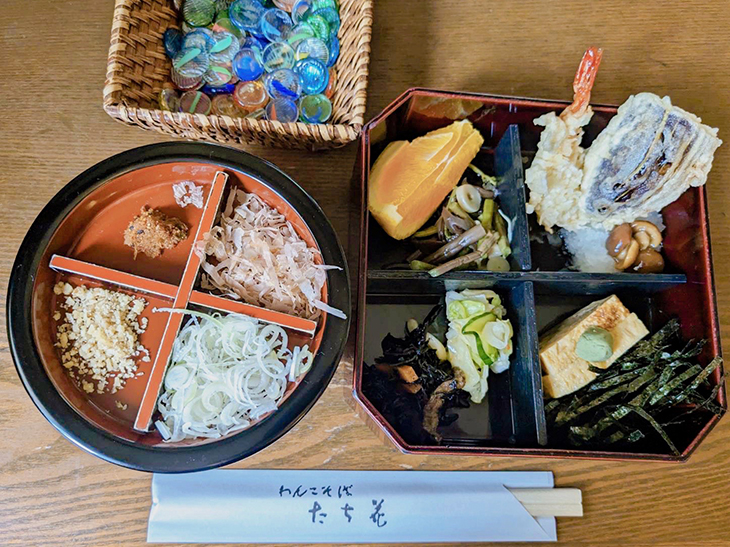 わんこそば食べ放題(時間制限なし) 大人3300円、小学生2850円、幼児1650円