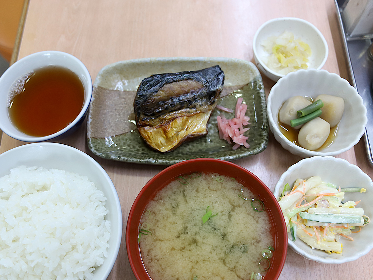 焼きサバ定食820円