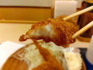イカフライは食感がないほど柔らか。衝撃の美味しさでした！