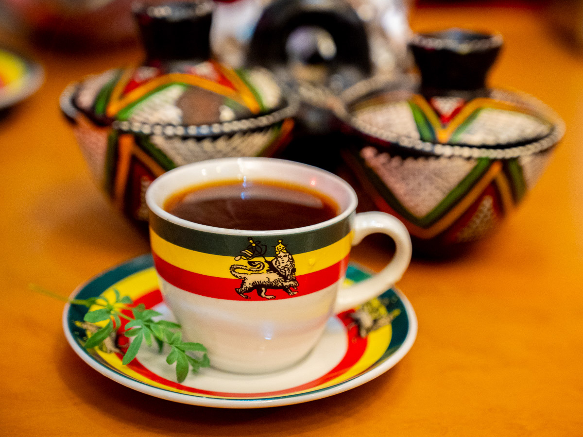 エチオピア柄のカップ＆ソーサーが可愛い