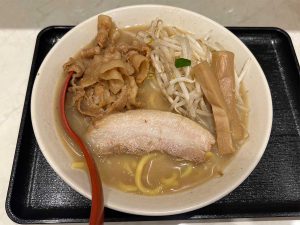 東京駅店限定の「特製味噌ラーメン」1350円