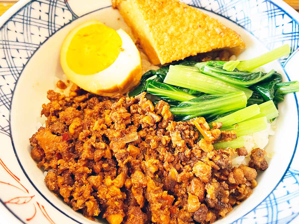 『ハッピー夢工房』イチオシの台湾『度小月』オリジナル缶詰による「魯肉飯(ルーローファン)」