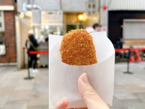 浜ちゃんも大絶賛の名物コロッケとは？ 大阪・天神橋筋商店街の人気店『中村屋』に行ってきた