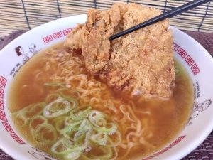 美味しいの？ チキンラーメン×モスバーガーの初コラボメニュー「モスチキンラーメン」を実際に家で作ってみた！