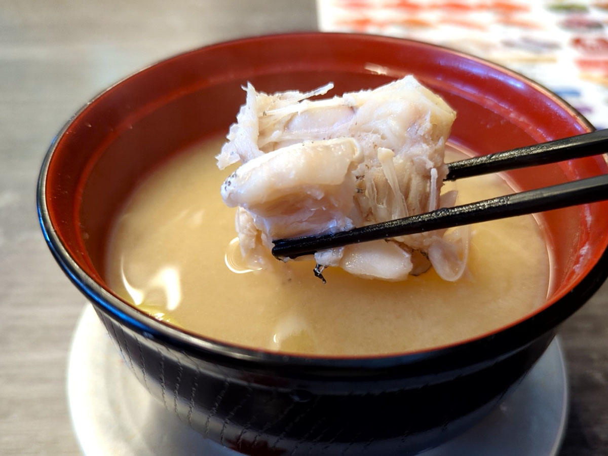 「あら汁」190円(税抜)も具沢山でほっとする味!