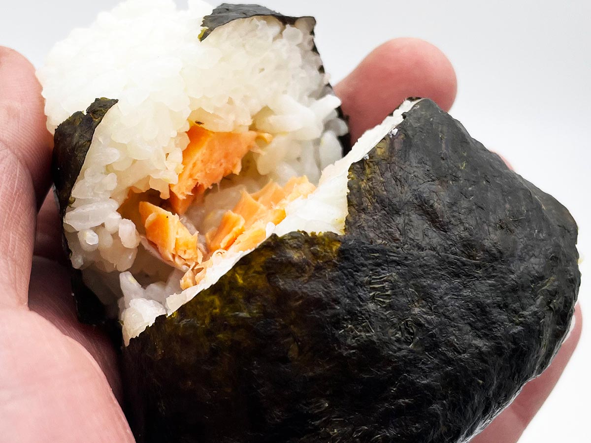 あなた好みの「鮭おにぎり」「リッチ鮭おにぎり」を見つけてくださいね!