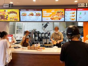 手ごろな値段でビッグサイズのハンバーガーが食べられる『バーガーキング』