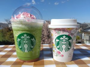 【実食レビュー】スタバのSAKURAシリーズ「花見抹茶クリームフラペチーノ」と「花見ブロンドラテ」の味わいは？