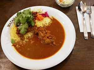 【大阪グルメ】ミシュランも認めたスパイスカレーの聖地・大阪の名店『渡邊咖喱』の魅力とは？