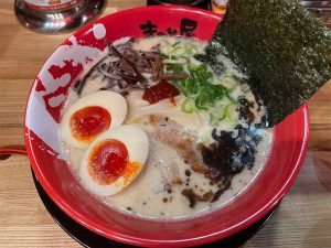 「煮玉子牛じゃんラーメン」1070円