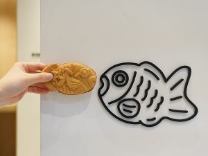 「十勝産つぶあん」200円と「カスタードクリーム」230円、4月は春期限定で「さくら」260円を販売