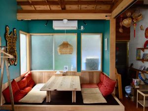 まったり落ち着ける小上がり席は子連れファミリーにも最適です