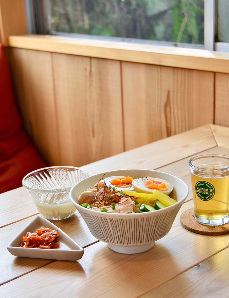 「鶏絲飯(ジースーハン)」(M)1295円