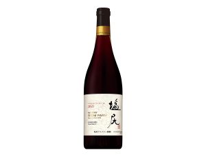 「SUNTORY FROM FARM 塩尻 マスカット・ベーリーＡ 2021赤」ミディアムボディ、750ml、alc.11％
