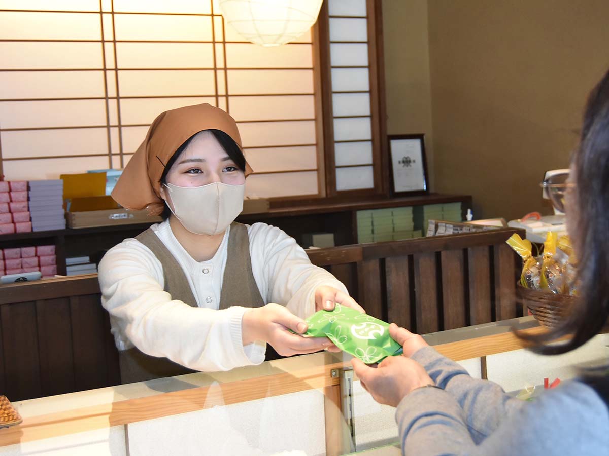 「おひとつからお気軽にどうぞ。ご予約も承ります」と勝俣さん