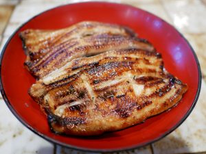 「うな重」。肝吸い・お新香付き