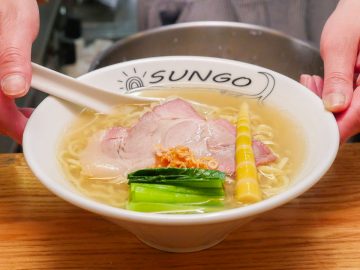 店主は頑張るシングルマザー。横須賀の行列ラーメン店『らぁ麺 SUNGO』女性店主が一杯に込める想いとは？