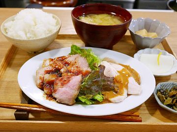【大阪】名店は駅ビルにあり。SNSで話題の定食屋『土鍋ごはん あお』が人気の理由