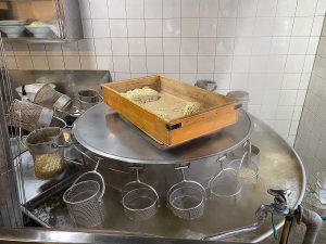 こちらがオートボイル式の機械