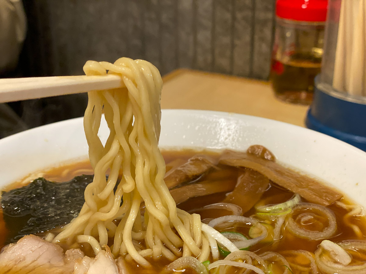 オートボイル式の麺の茹で加減が、コシもあって美味