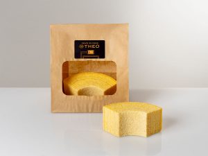 会場では230種類以上のバウムクーヘンが販売される