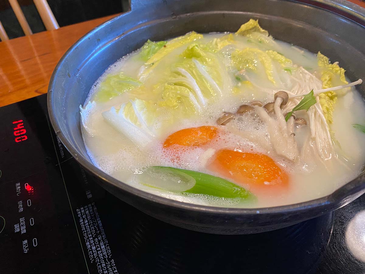 温泉湯豆腐とごはんはおかわり自由