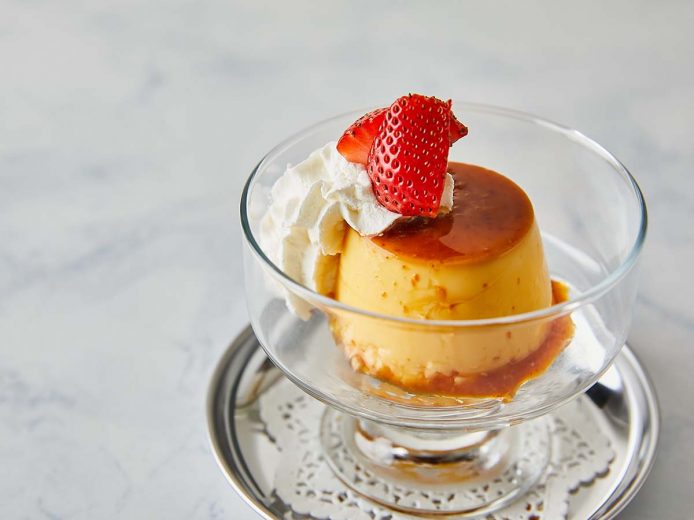 ほろ苦いカラメルがたまらないプリンはコーヒーとの相性も抜群 [食楽web]