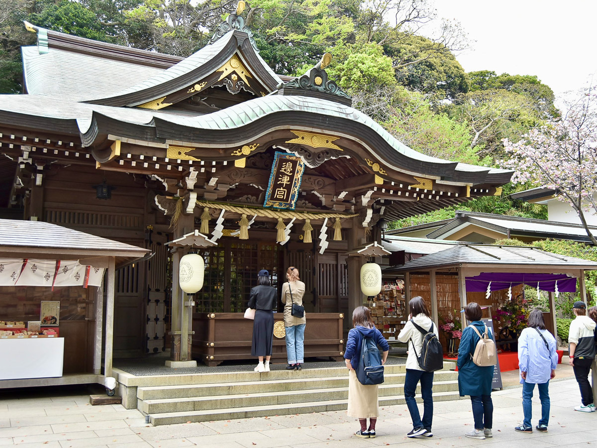 辺津宮に参拝して旅を続けましょう