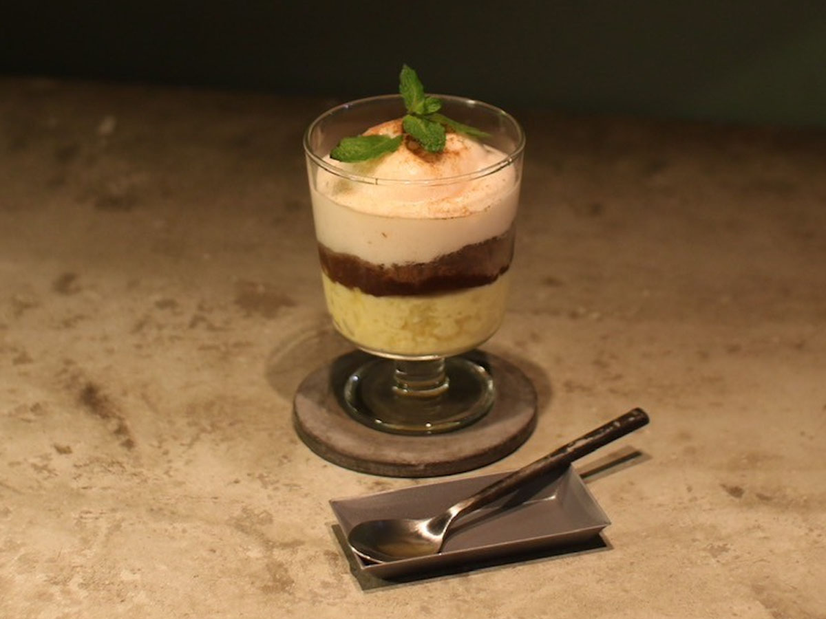 「ブラジルのプリンと柚子&カシャッサのエスプーマ」1540円