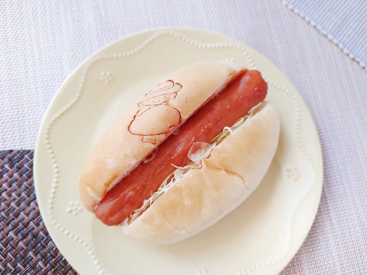 「ホットドッグ」300円