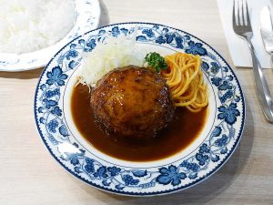 連日行列！ 吉本芸人御用達の洋食屋『欧風料理 重亭』の名物ハンバーグステーキが美味しい理由【大阪の老舗】