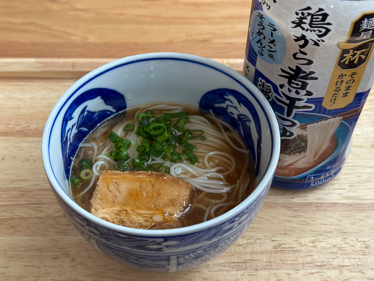 「鶏がら煮干つゆ(醤油)」