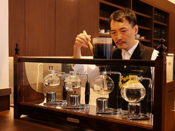 【神戸グルメ】レトロモダンな魅力がたっぷり！ 神戸の老舗のコーヒーブランド直営喫茶店『ゴールデンカップ神戸』の魅力に迫る
