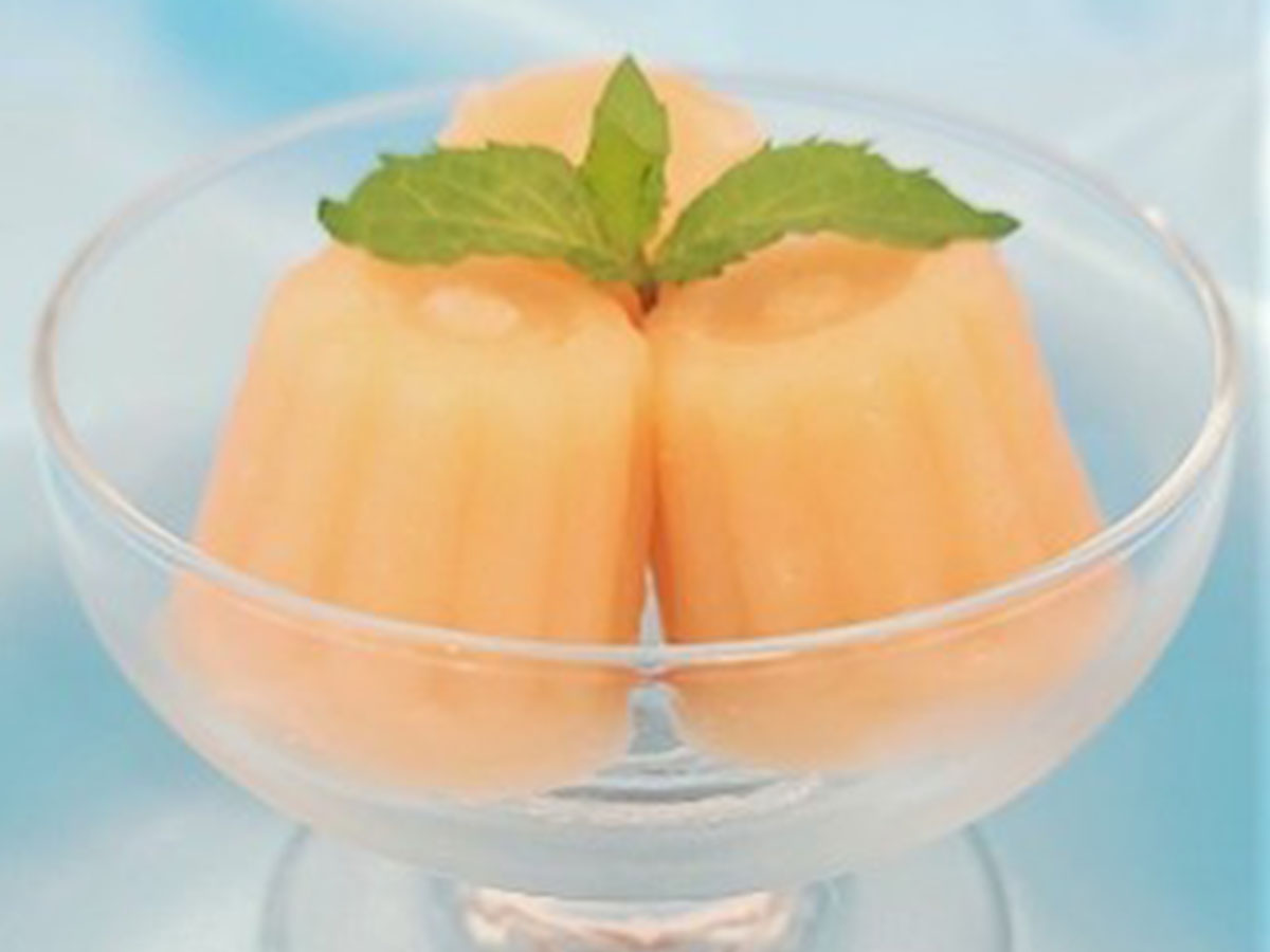 『札幌Hiragishi』の「豆乳メロンプリン」18個入 1296円/1階 和洋菓子イベントスペース
