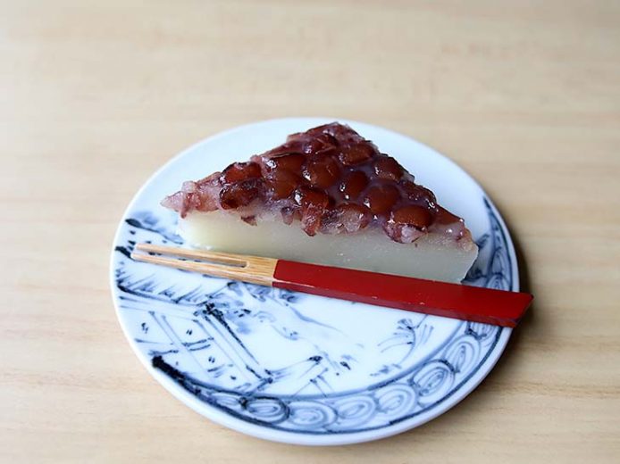 「水無月(あずき)」216円