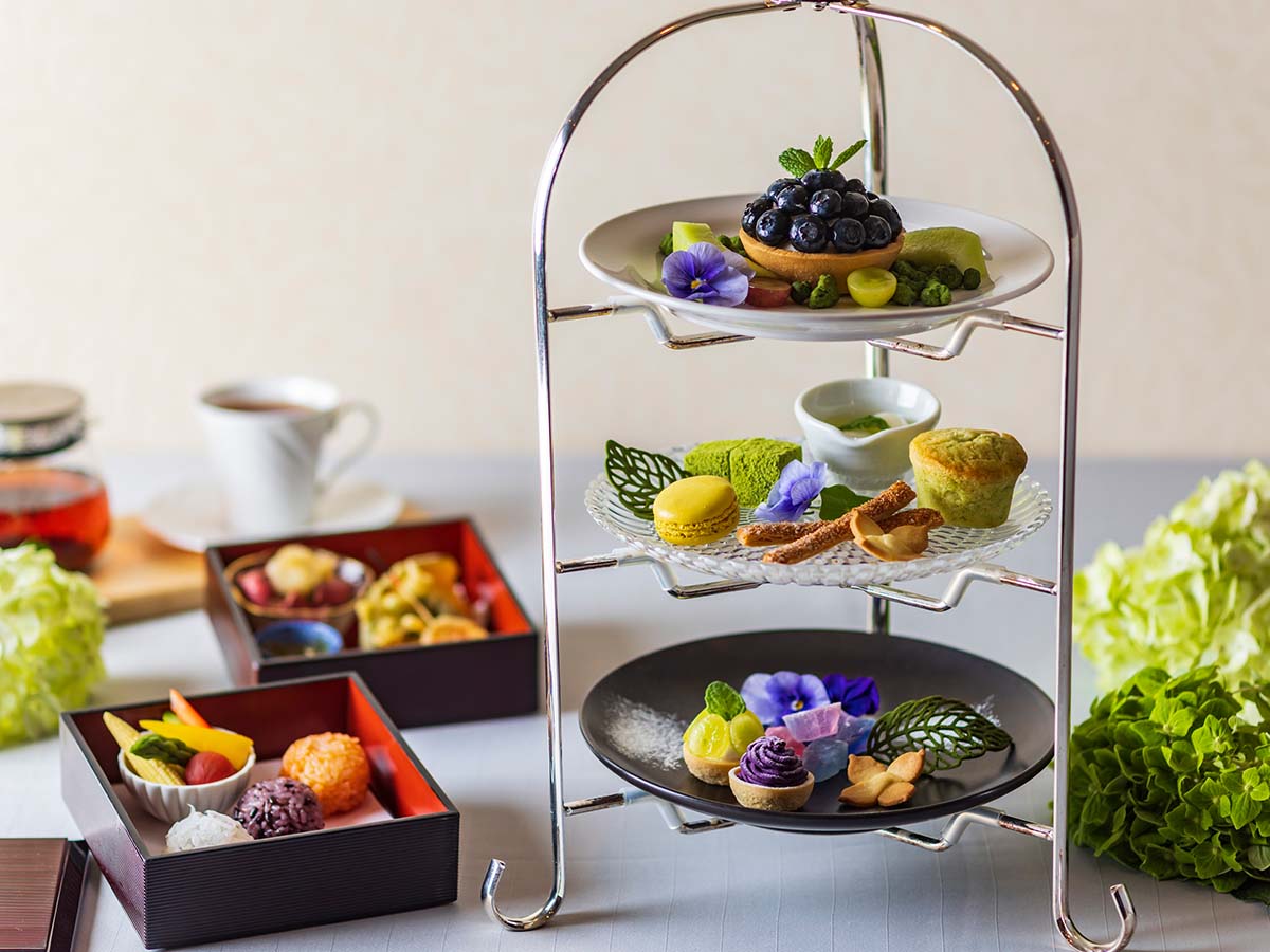 「レストラン ル・トリアノン」の「かまくらAJISAIアフタヌーンティー」(1名5700円、サービス料別途)