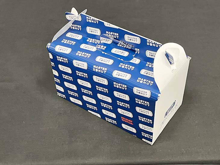 「フロマージュ・ド 新食感 体験セット」1014 円は専用のボックス入り