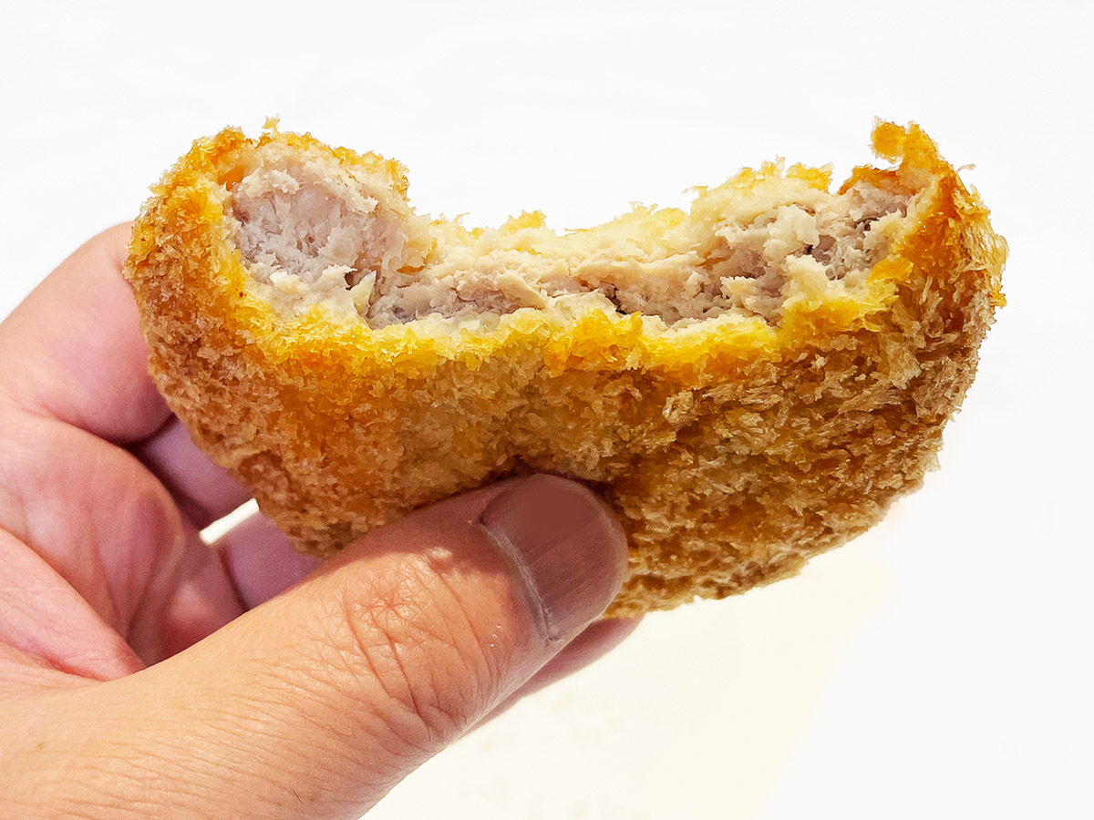 肉感強めの「ハンバーグコロッケ」