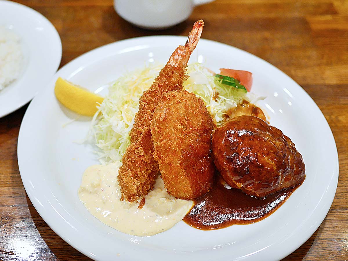 お子様ランチのような「Aセット」1050円