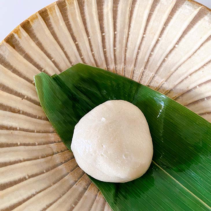 「麩乃餅」2024年4月17日~9月中旬販売 216円