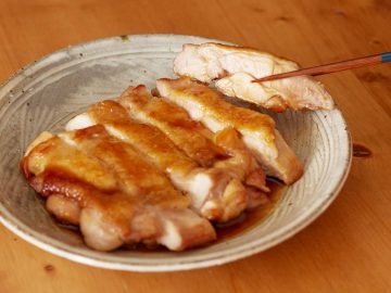 プロ直伝の冷めてもおいしい「鶏の照り焼き」レシピ。しっとりジューシー！【基本の料理】