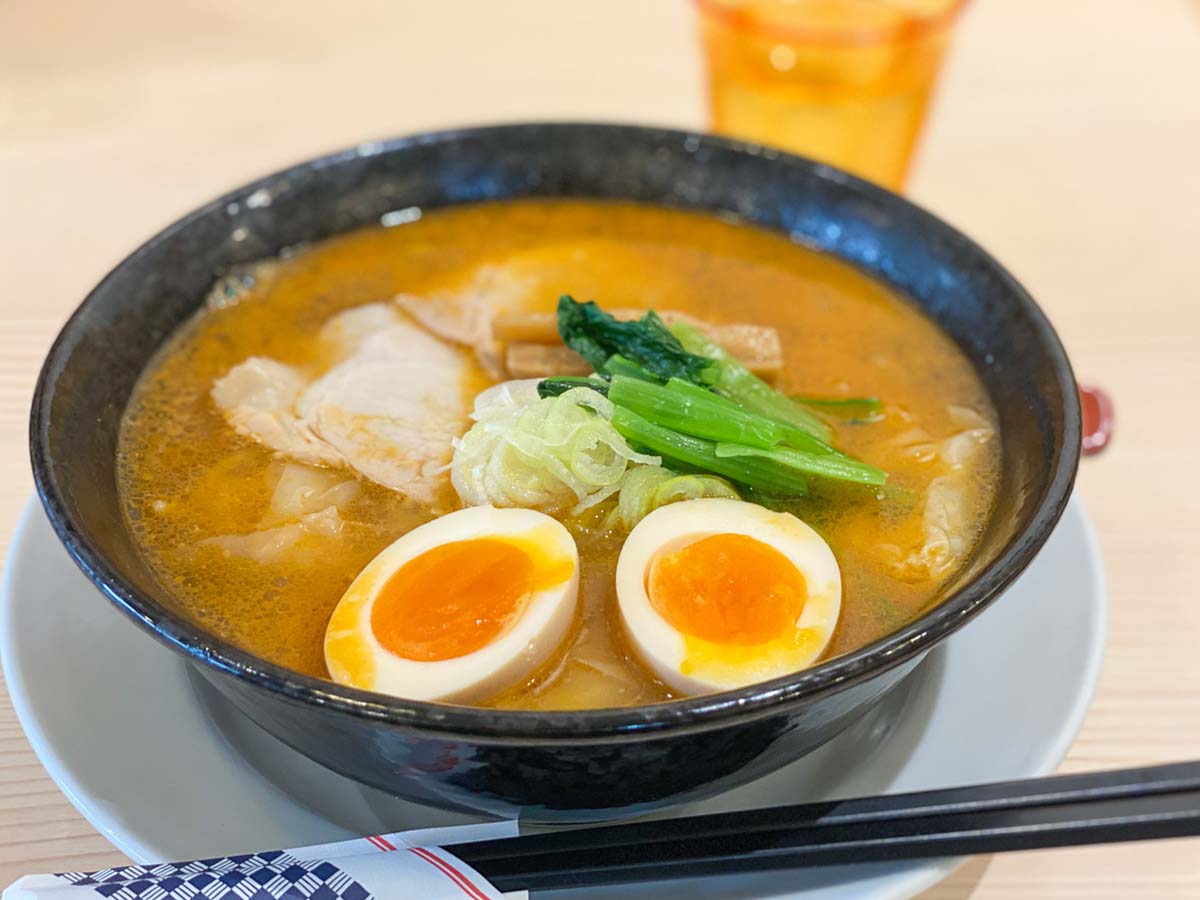 「煮たまご入りスタミナワンタンメン」