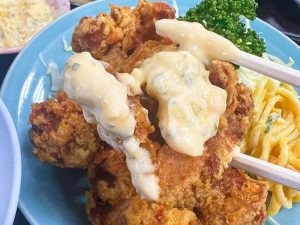 自家製タルタルソースをかけていただきます