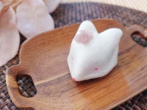 200円